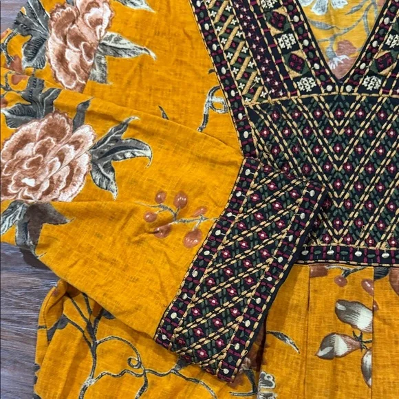 Sundance Mustard Floral Tunic - Etana - Picture 11 of 14